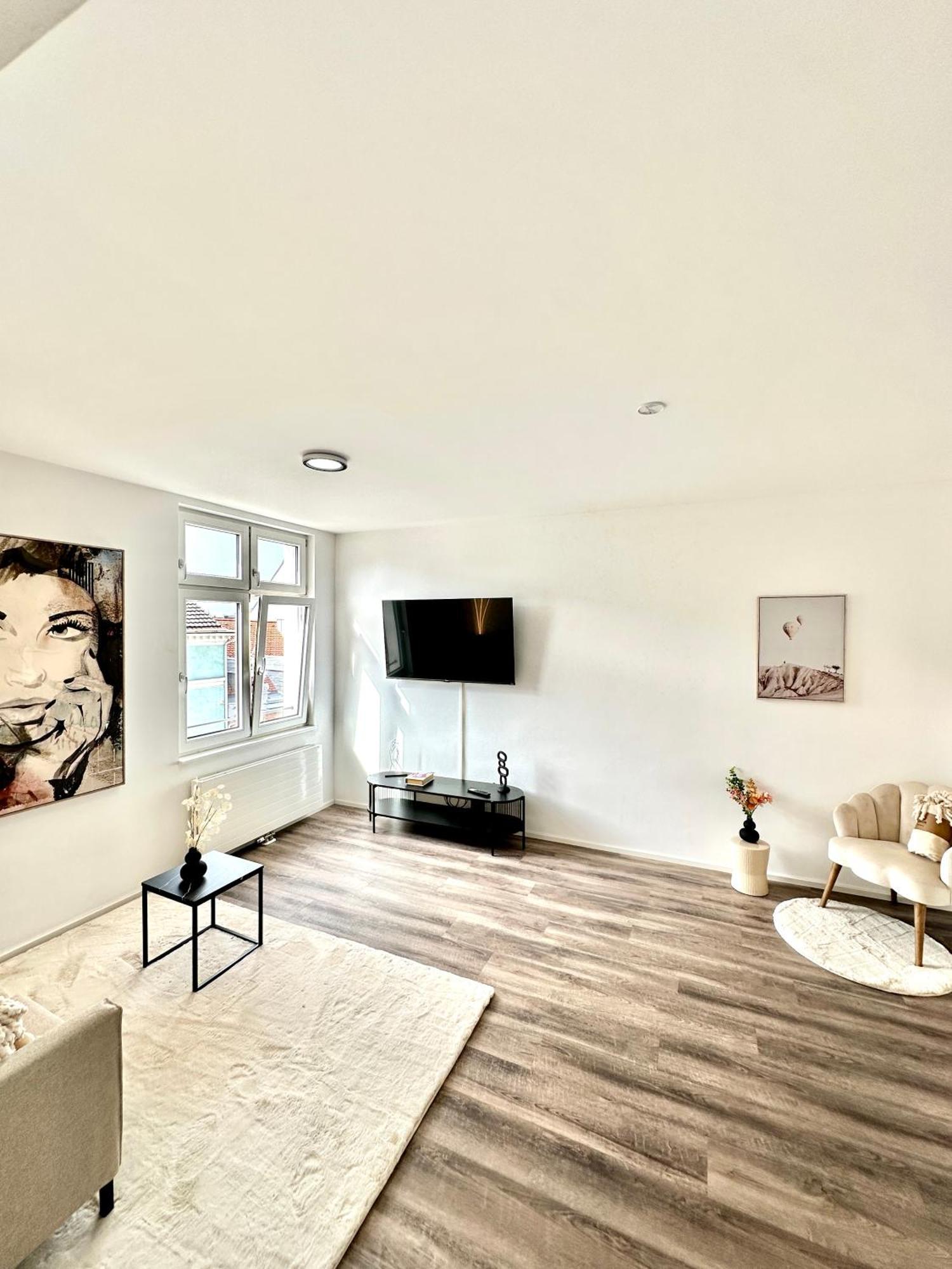 Wohnen Deluxe Mit Pfaenderblick Brégence