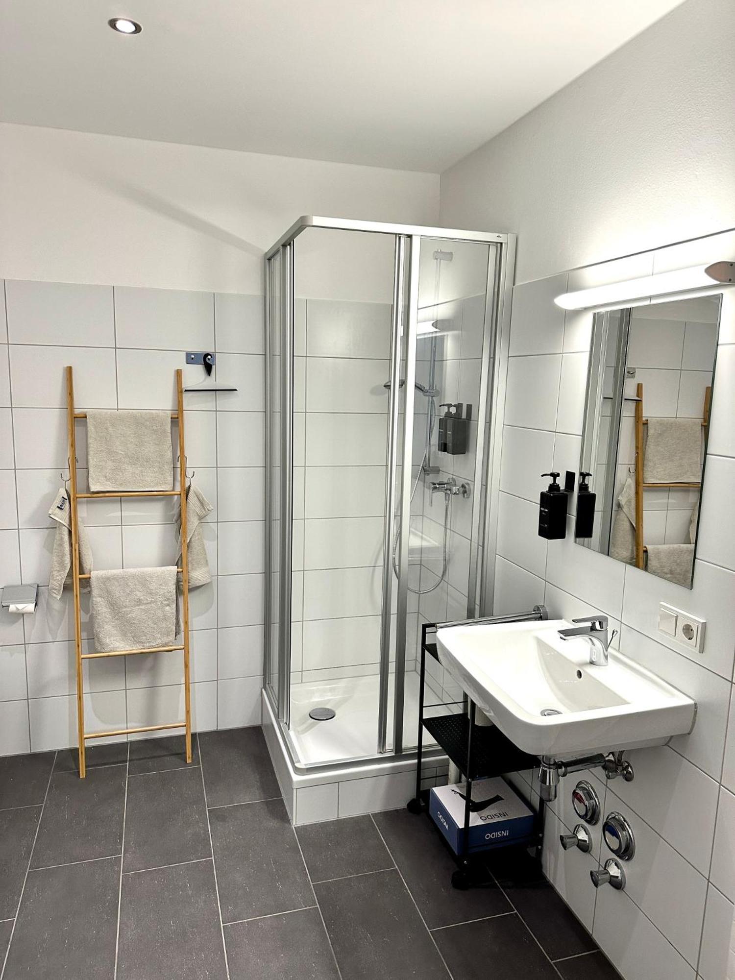 Wohnen Deluxe Mit Pfaenderblick Brégence